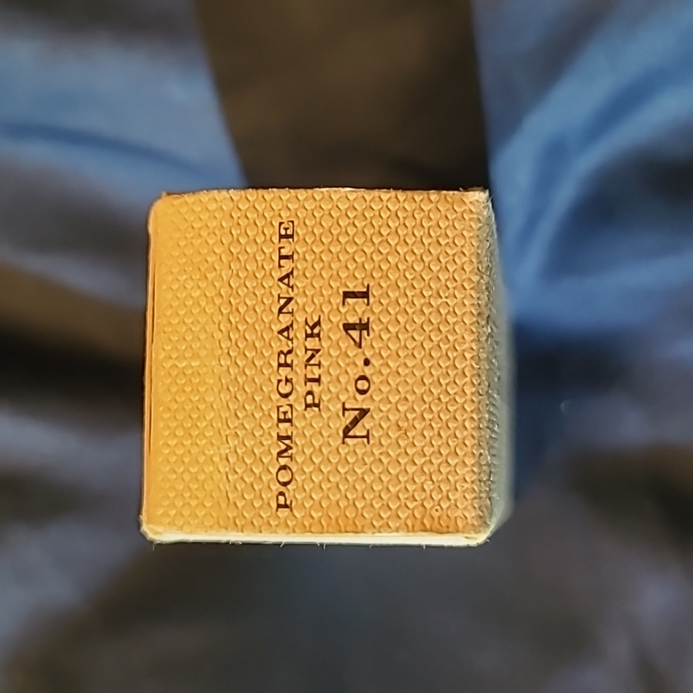Burberry lipstick pomegranate pink no.41 - Picture 3 of 4